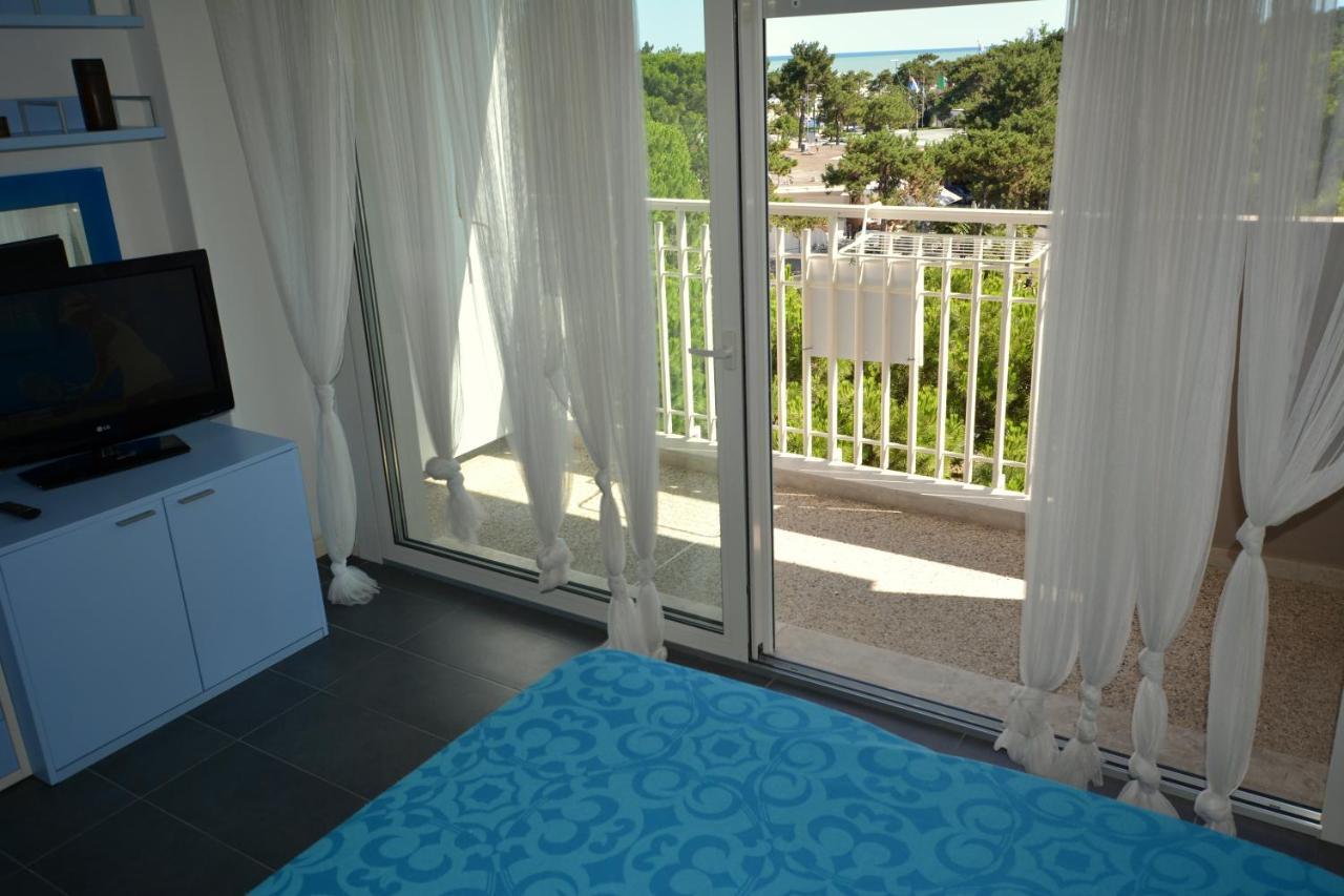 Lignano Pineta With Sea View Apartment Lignano Sabbiadoro Bagian luar foto