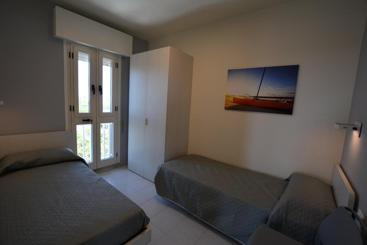 Lignano Pineta With Sea View Apartment Lignano Sabbiadoro Bagian luar foto
